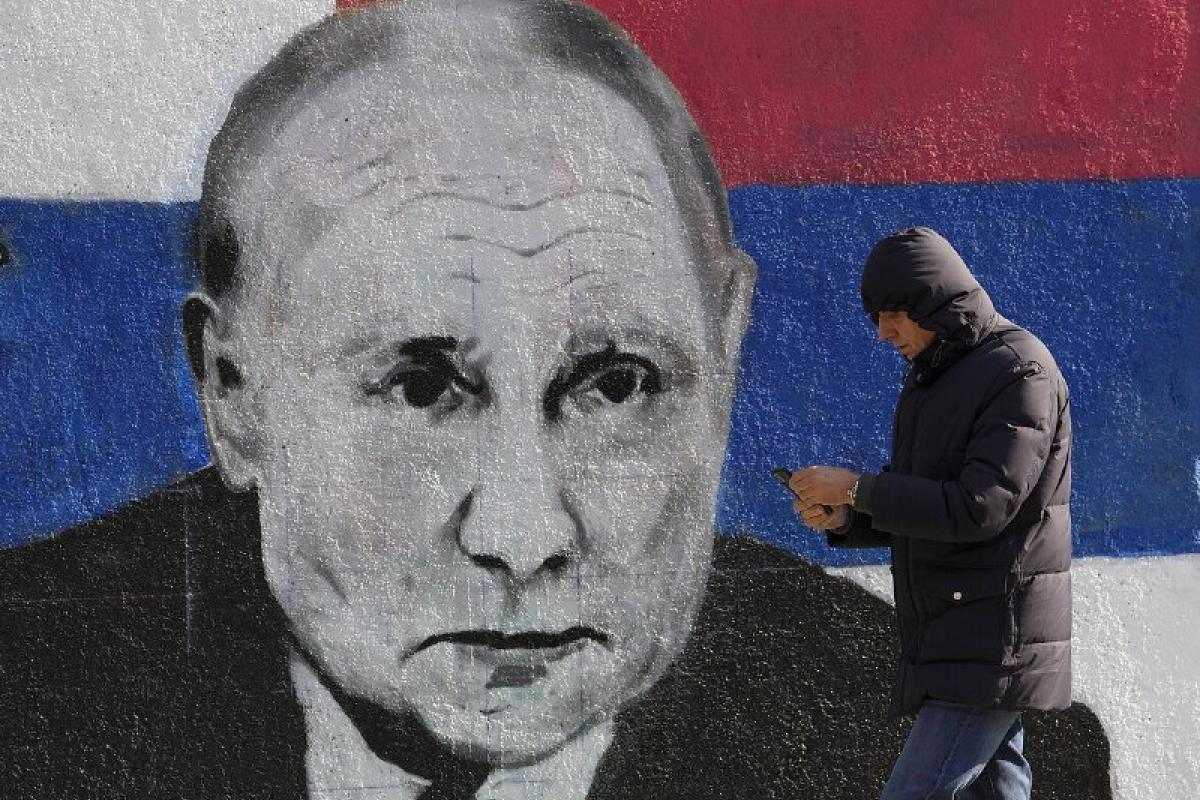 ЄС погодив дев'ятий пакет санкцій проти Росії: у списках близько 200 фізичних осіб і компаній ЄС погодив дев'ятий пакет санкцій проти Росії: у списках близько 200 фізичних осіб і компаній