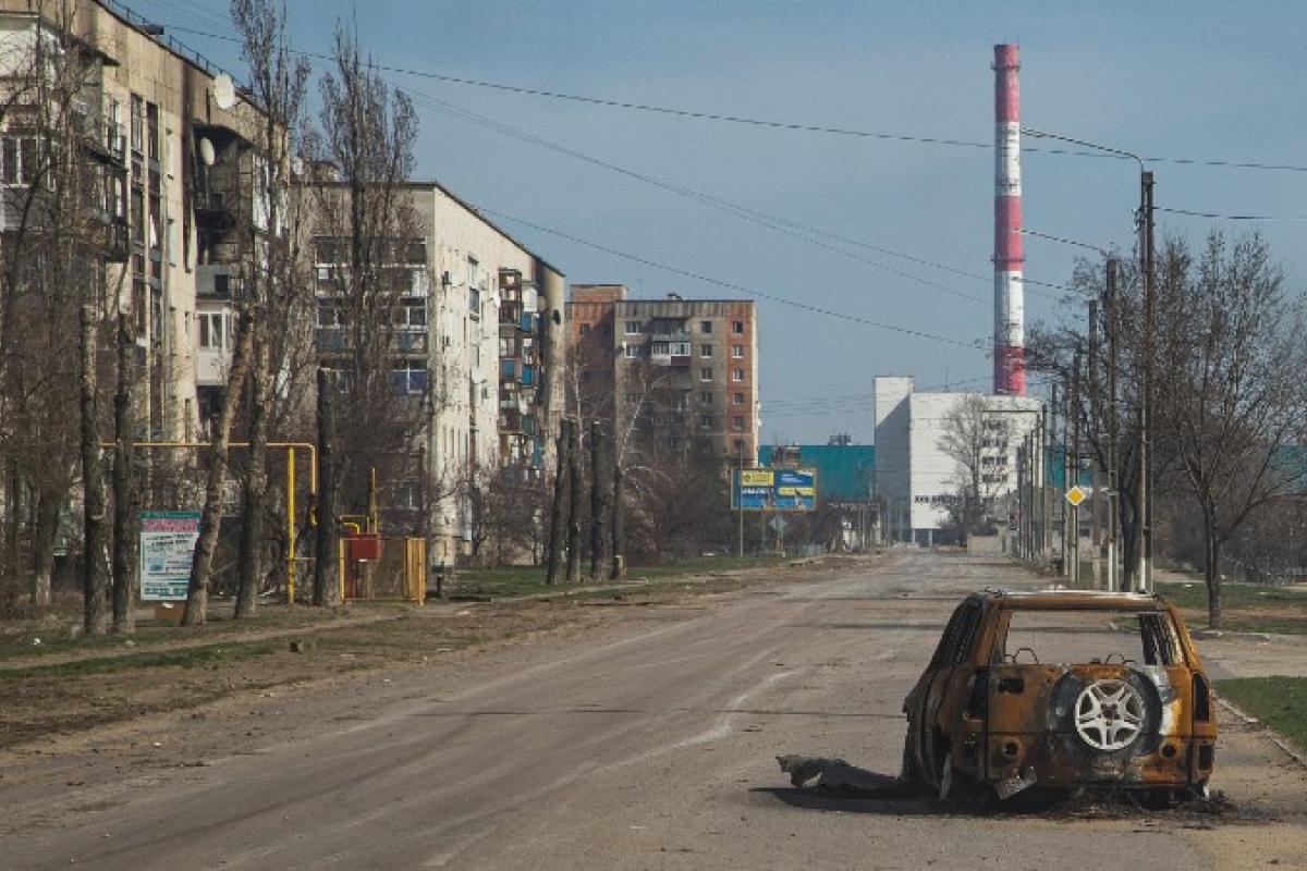 "Поговаривают о сдачи территории": жители Рубежного о ситуации в городе "Поговаривают о сдачи территории": жители Рубежного о ситуации в городе