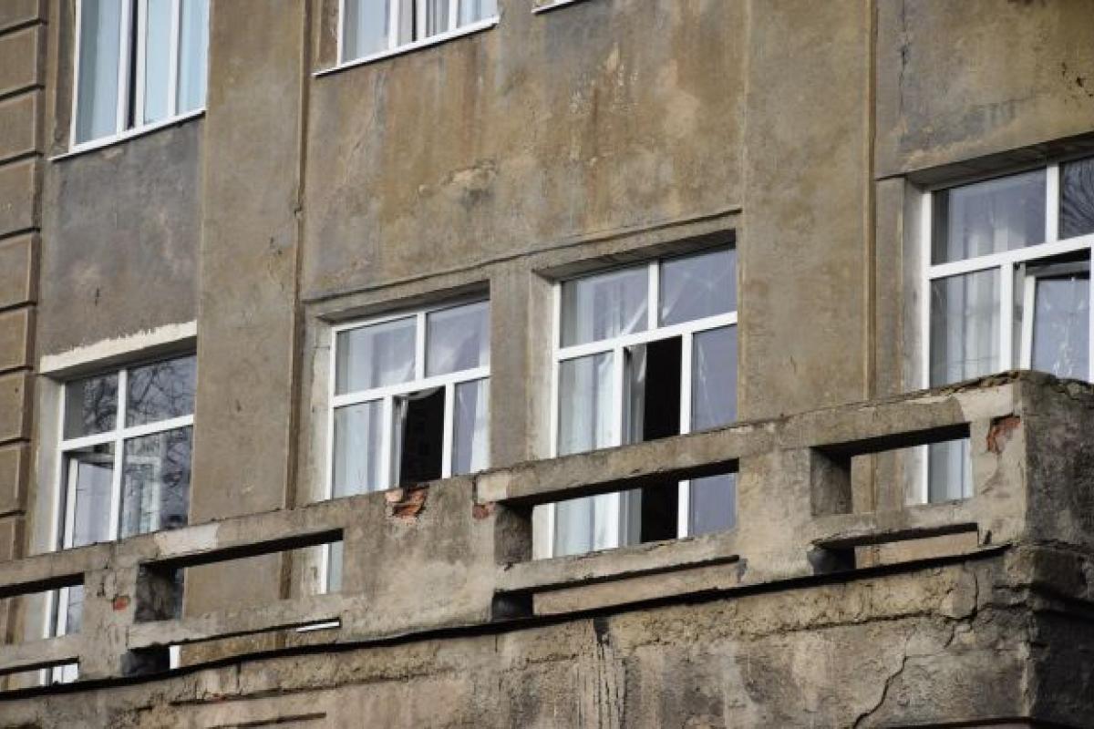 В сети показали последствия ракетного удара по Краматорску, есть жертвы В сети показали последствия ракетного удара по Краматорску, есть жертвы