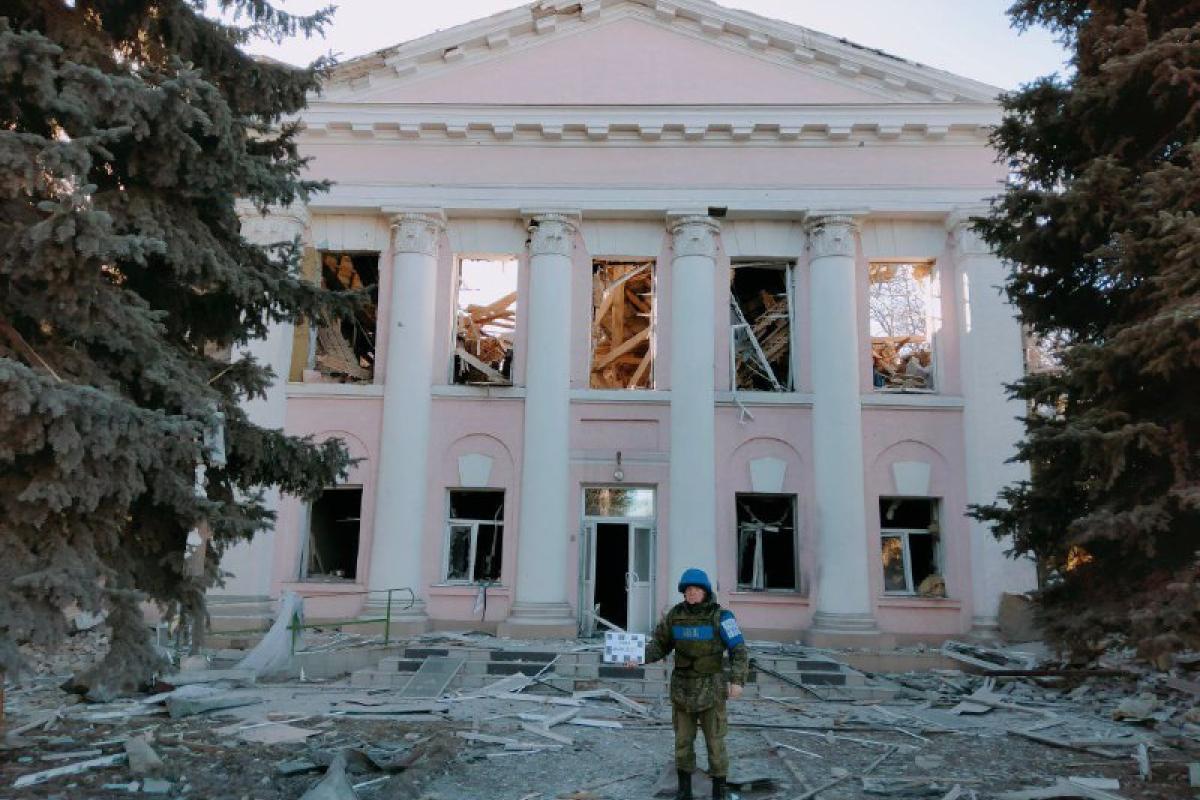 В сети показали результаты утреннего "прилета" в Кременной по базе оккупантов В сети показали результаты утреннего "прилета" в Кременной по базе оккупантов