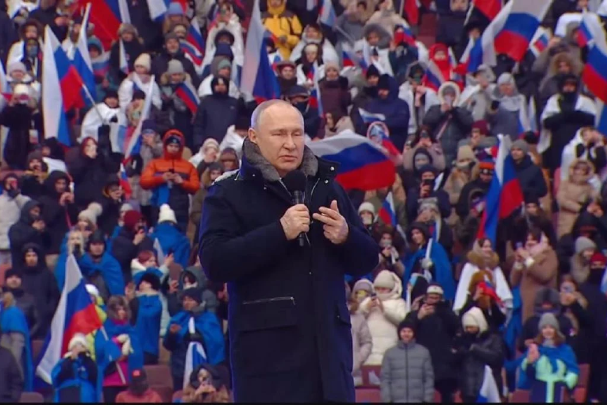 "Конные космонавты, и Катюша - солдат советский": как на стадионе "Лужники" в Москве прошел "шабаш" под видом "праздничного концерта" "Конные космонавты, и Катюша - солдат советский": как на стадионе "Лужники" в Москве прошел "шабаш" под видом "праздничного концерта"