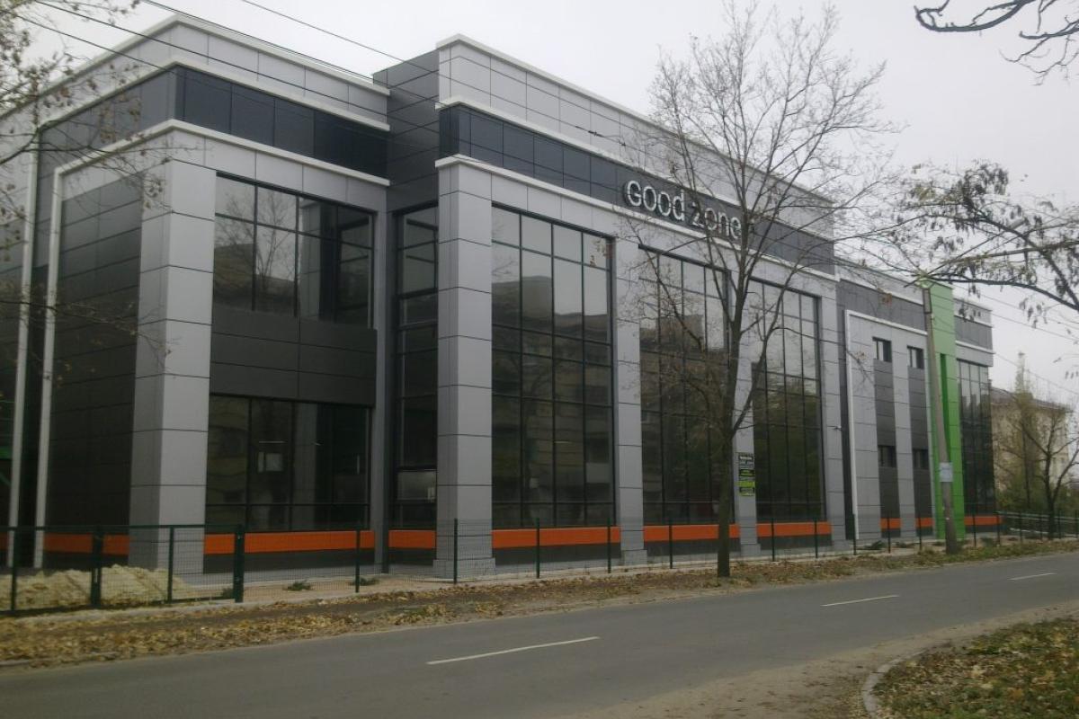 В сети показали, кто сегодня "занимается" в северодонецком тренажерном зале "Good Zone"