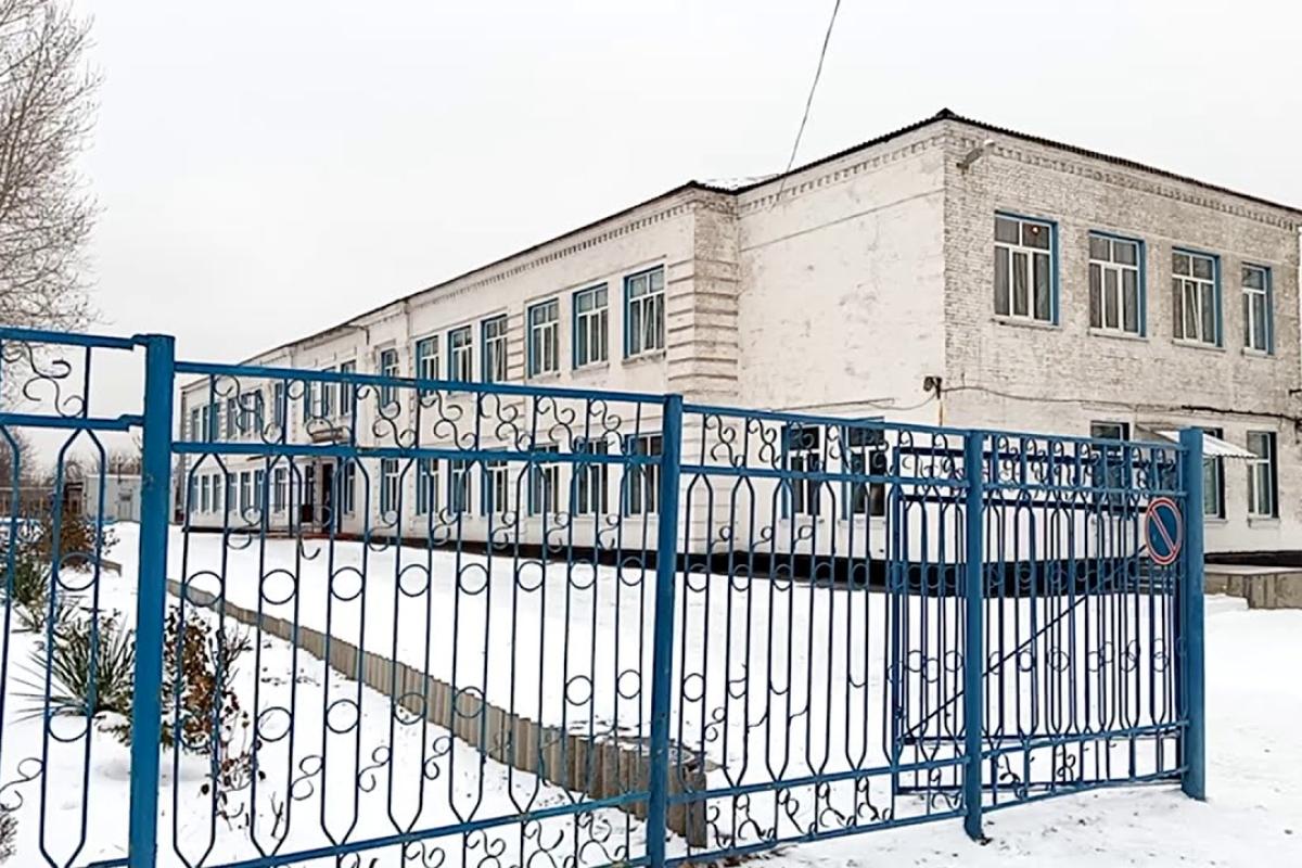 "Спасибо за принтер и бензопилу": Лисичанский педагог-коллаборант поблагодарила оккупантов за помощь "Спасибо за принтер и бензопилу": Лисичанский педагог-коллаборант поблагодарила оккупантов за помощь