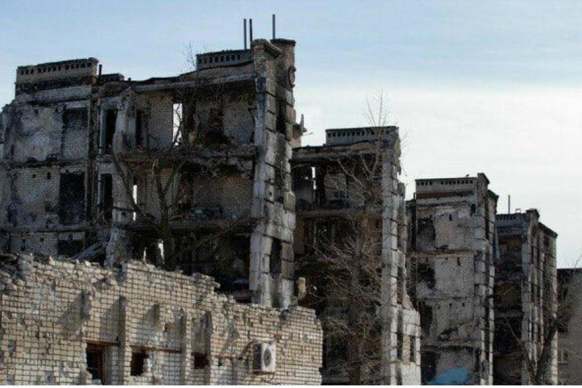 Фото детей на военной технике: как проходят будни в оккупированном Северодонецке Фото детей на военной технике: как проходят будни в оккупированном Северодонецке