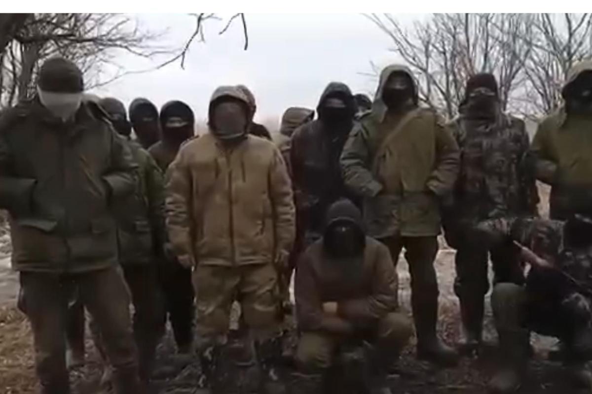 "Мы в "красной зоне" с одними автоматами": в Лисичанске российские "мобики" обратились к Путину за поддержкой "Мы в "красной зоне" с одними автоматами": в Лисичанске российские "мобики" обратились к Путину за поддержкой