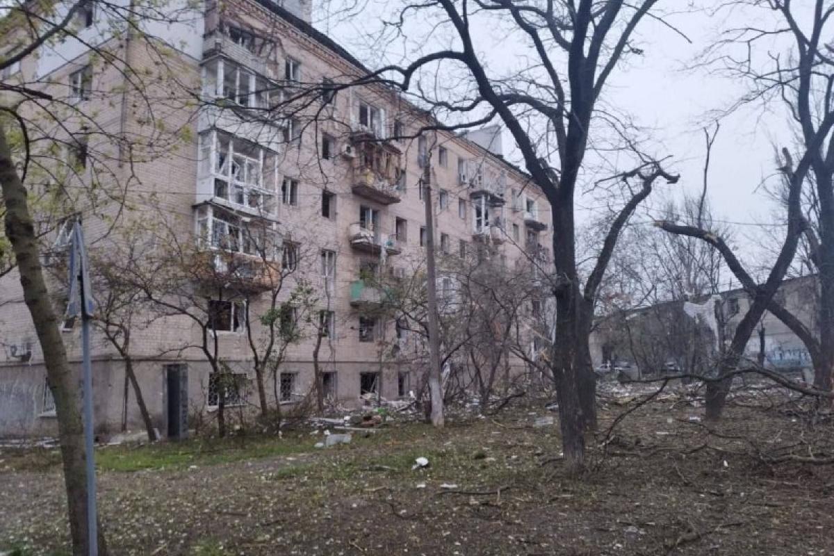 Кількість поранених зросла: наслідки удару по Миколаєву на фото та відео