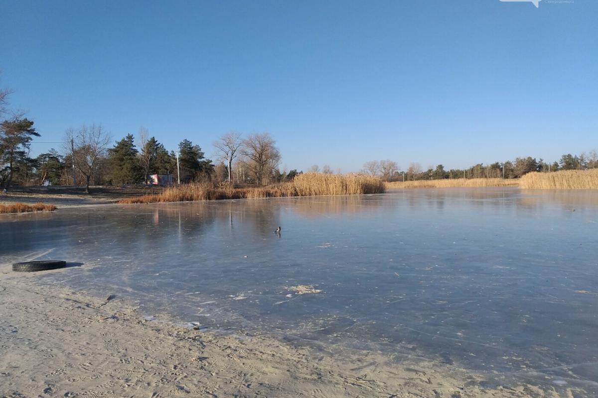 Паркове озеро в Сєвєродонецьку майже зникло: у мережі показали, як зараз виглядає водойма Паркове озеро в Сєвєродонецьку майже зникло: у мережі показали, як зараз виглядає водойма