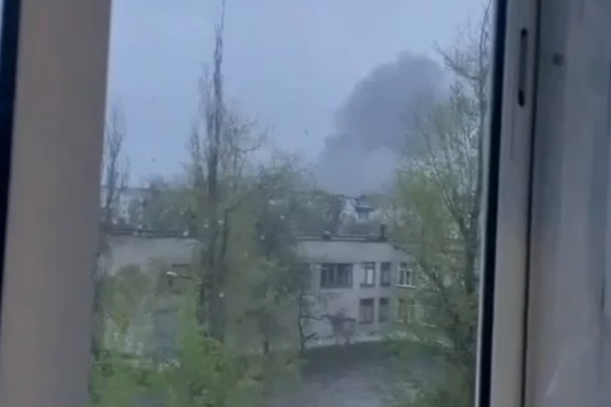 "Много выбитых окон": в сети показали момент "прилета" в оккупированном Рубежном "Много выбитых окон": в сети показали момент "прилета" в оккупированном Рубежном