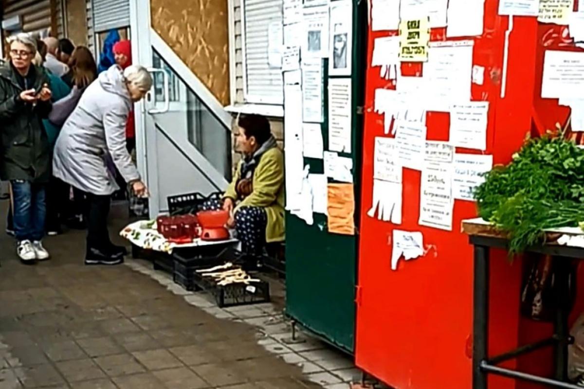 Картопля дорожча майже втричі: В ОВА розповіли про ціни на продукти на окупованій Луганщині Картопля дорожча майже втричі: В ОВА розповіли про ціни на продукти на окупованій Луганщині