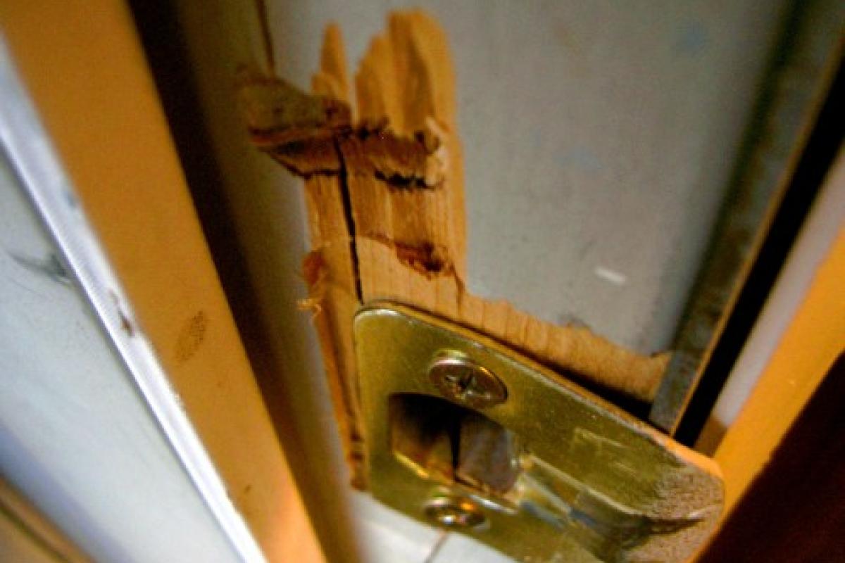 "Наличие ключей не спасает ситуацию": В сети опубликовали новый список квартир, которые были вскрыты в Северодонецке "Наличие ключей не спасает ситуацию": В сети опубликовали новый список квартир, которые были вскрыты в Северодонецке