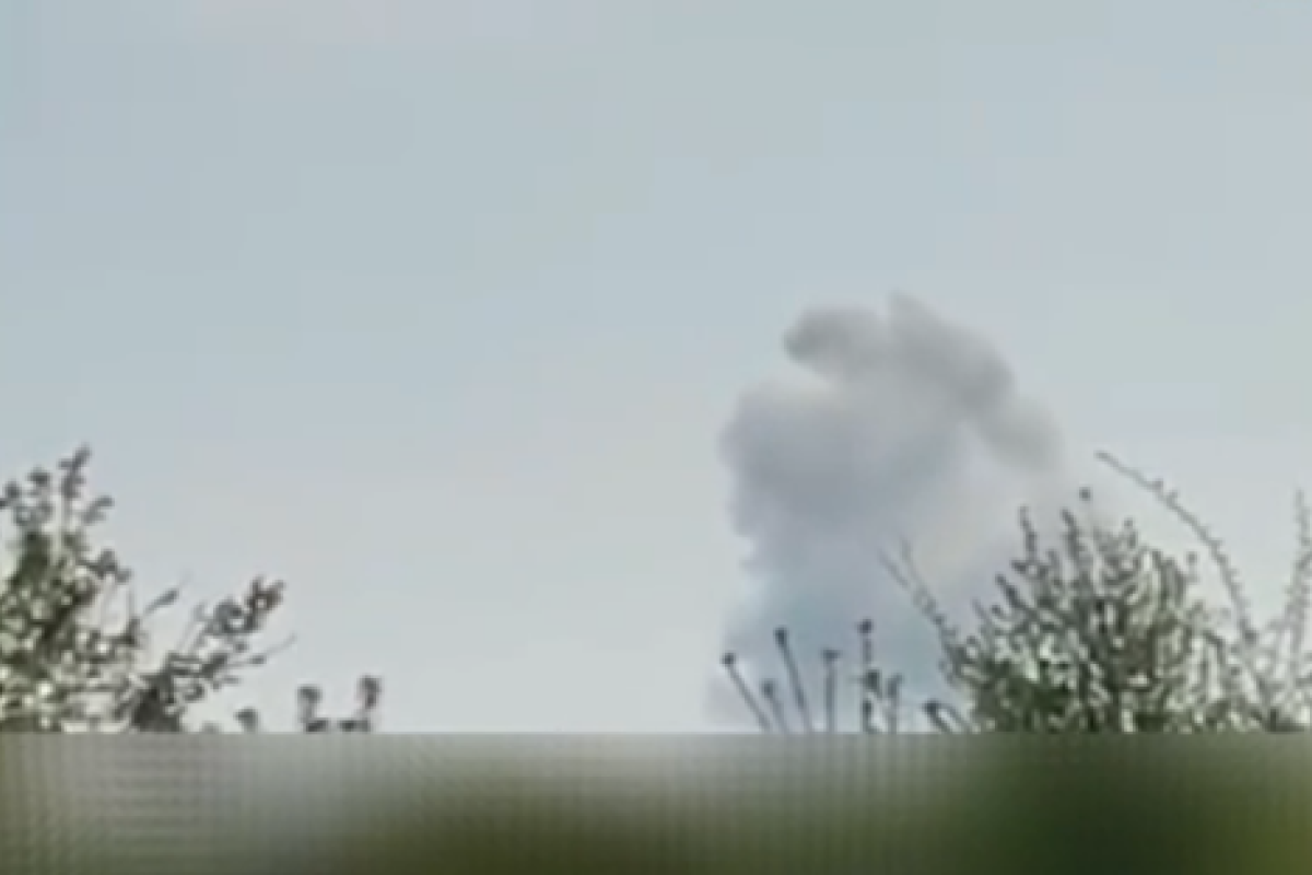 "Вже точно не ППО": Ранок у Криму почався з "бавовни" - відео "Вже точно не ППО": Ранок у Криму почався з "бавовни" - відео