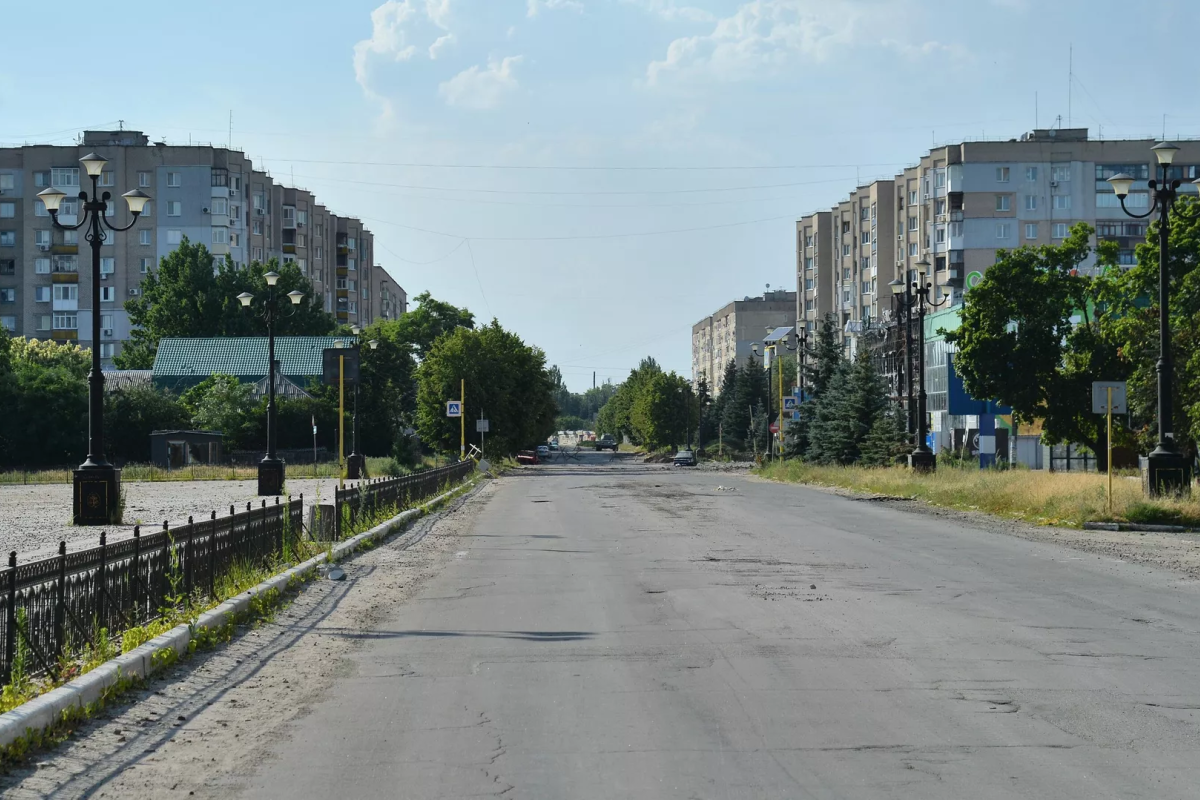 "Рятувати цивільних майже нема кому і нічим": Лисогор про ситуацію в окупованому Лисичанську