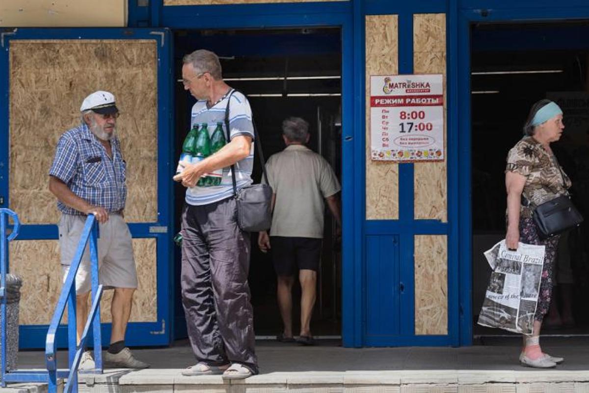 Окупанти намагаються відкрити магазини, а громадянські пересуваються містом лише за крайніх потреб: Стрюк про ситуацію в Сєвєродонецьку Окупанти намагаються відкрити магазини, а громадянські пересуваються містом лише за крайніх потреб: Стрюк про ситуацію в Сєвєродонецьку