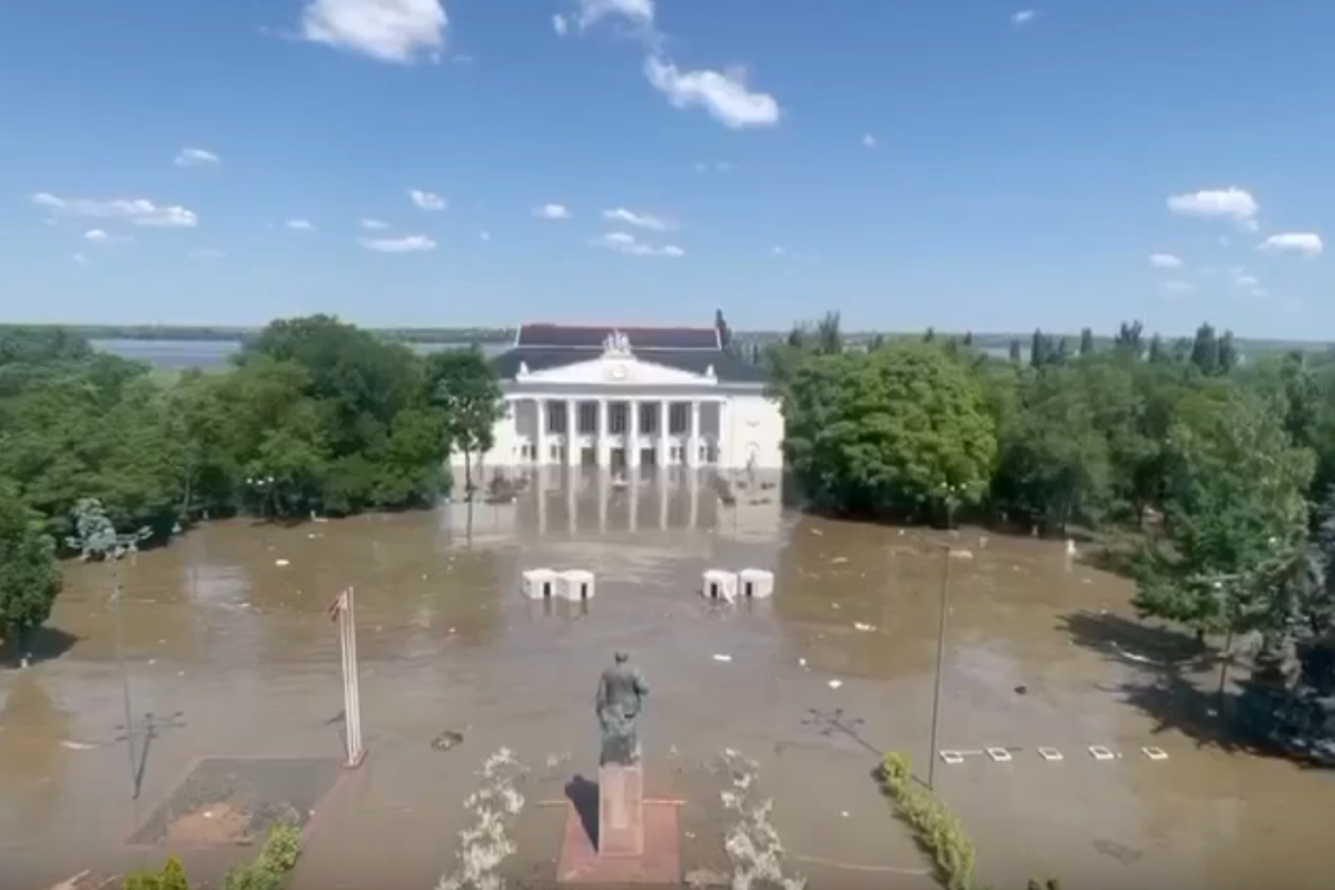 Руйнування Каховської ГЕС може позбавити Крим питної води, - Єрмак Руйнування Каховської ГЕС може позбавити Крим питної води, - Єрмак