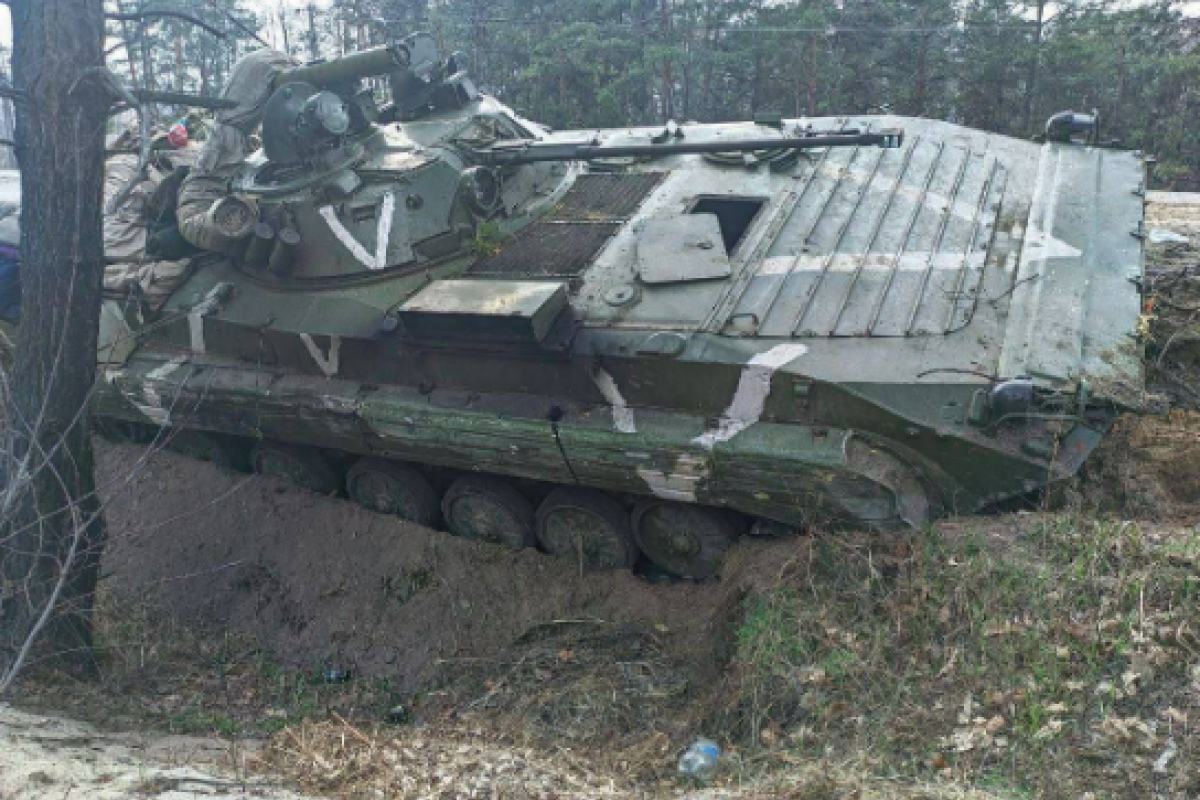 Обстріл блокпоста на в'їзді до Лисичанська, та підозрілі особи у Старобільському районі: у мережі з'явилися "тривожні" повідомлення від окупантів Обстріл блокпоста на в'їзді до Лисичанська, та підозрілі особи у Старобільському районі: у мережі з'явилися "тривожні" повідомлення від окупантів