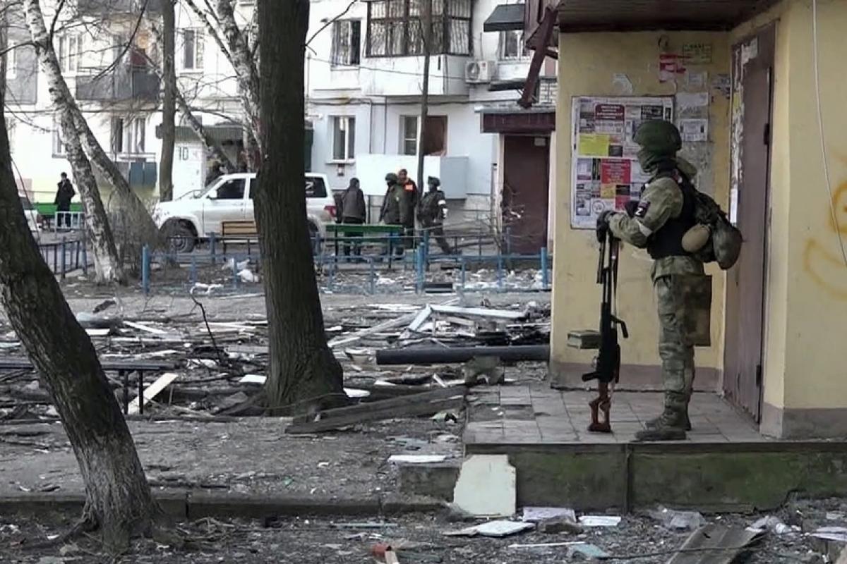 "Обмін грошей, відновлення та вибори": У мережі обговорюють проблеми окупованого Рубіжного "Обмін грошей, відновлення та вибори": У мережі обговорюють проблеми окупованого Рубіжного