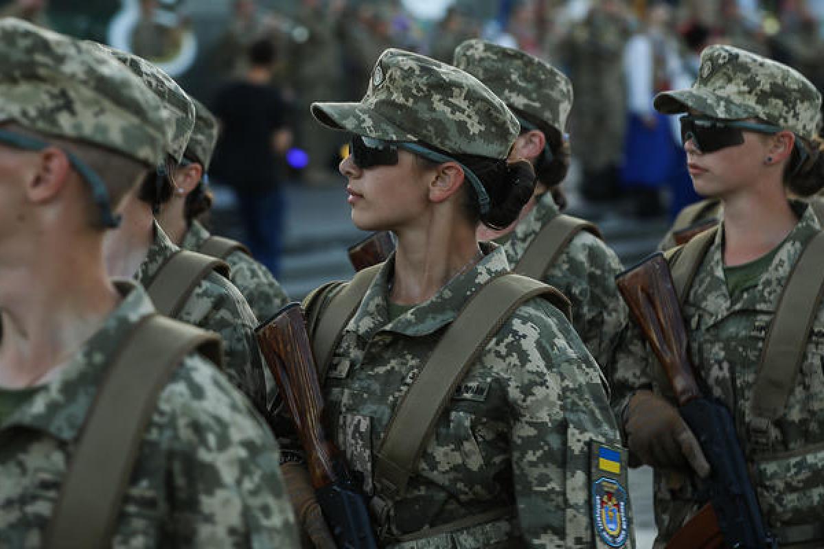 Військовий облік жінок-медиків та фармацевтів з 1 жовтня: роз'яснення МОЗ Військовий облік жінок-медиків та фармацевтів з 1 жовтня: роз'яснення МОЗ