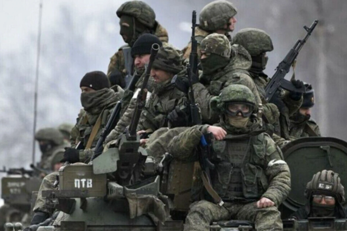"Це не ротація": У ГУР розповіли, навіщо росіяни перекидають на Луганщину новосформовану армію "Це не ротація": У ГУР розповіли, навіщо росіяни перекидають на Луганщину новосформовану армію
