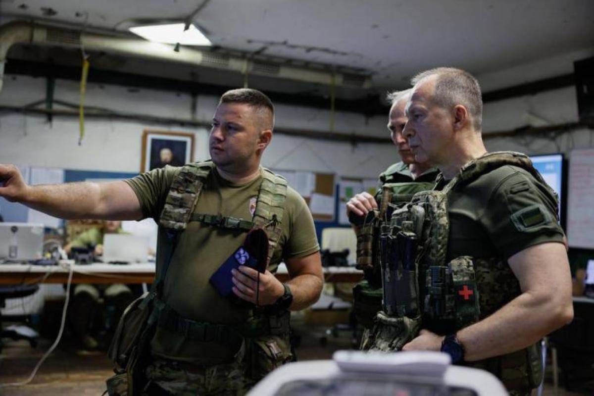 "Ворог наполегливо готується взяти реванш": Сирський про ситуацію на східному фронті "Ворог наполегливо готується взяти реванш": Сирський про ситуацію на східному фронті