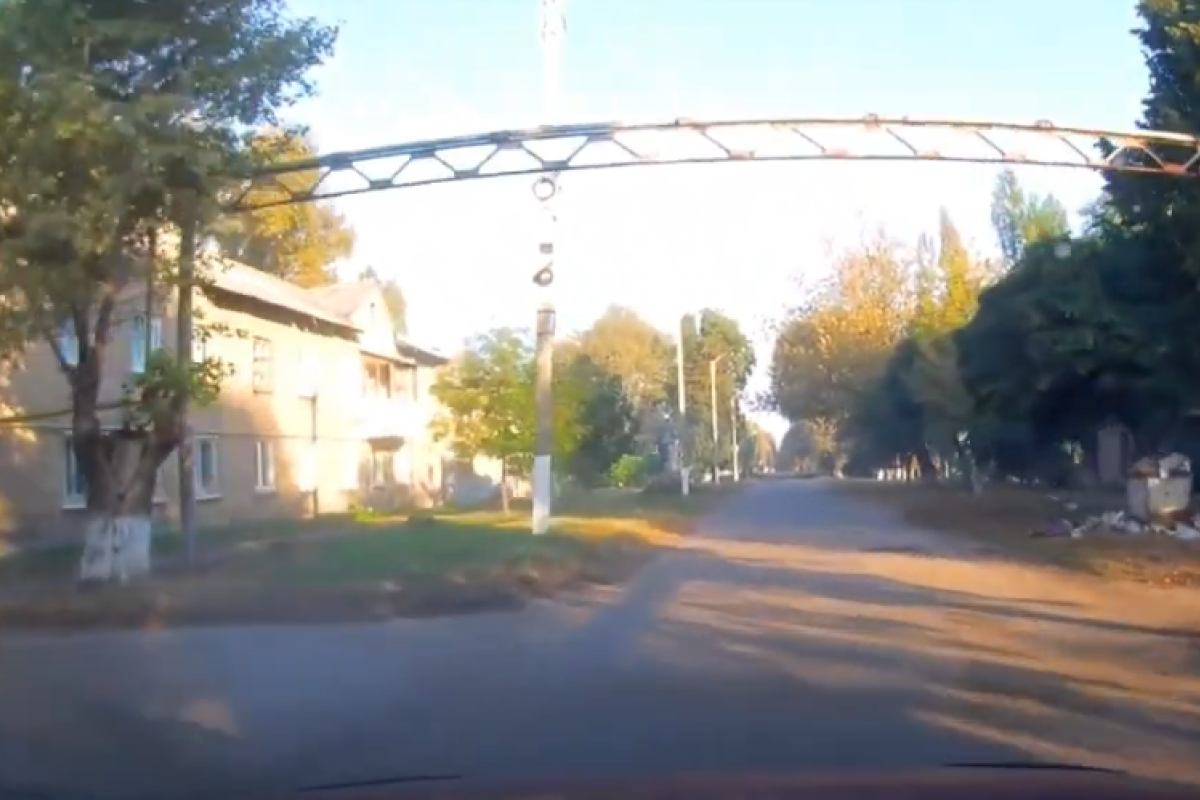 "Від "пожежки" до "інтернату": У мережі показали кадри окупованого Новодружеська - фото, відео "Від "пожежки" до "інтернату": У мережі показали кадри окупованого Новодружеська - фото, відео