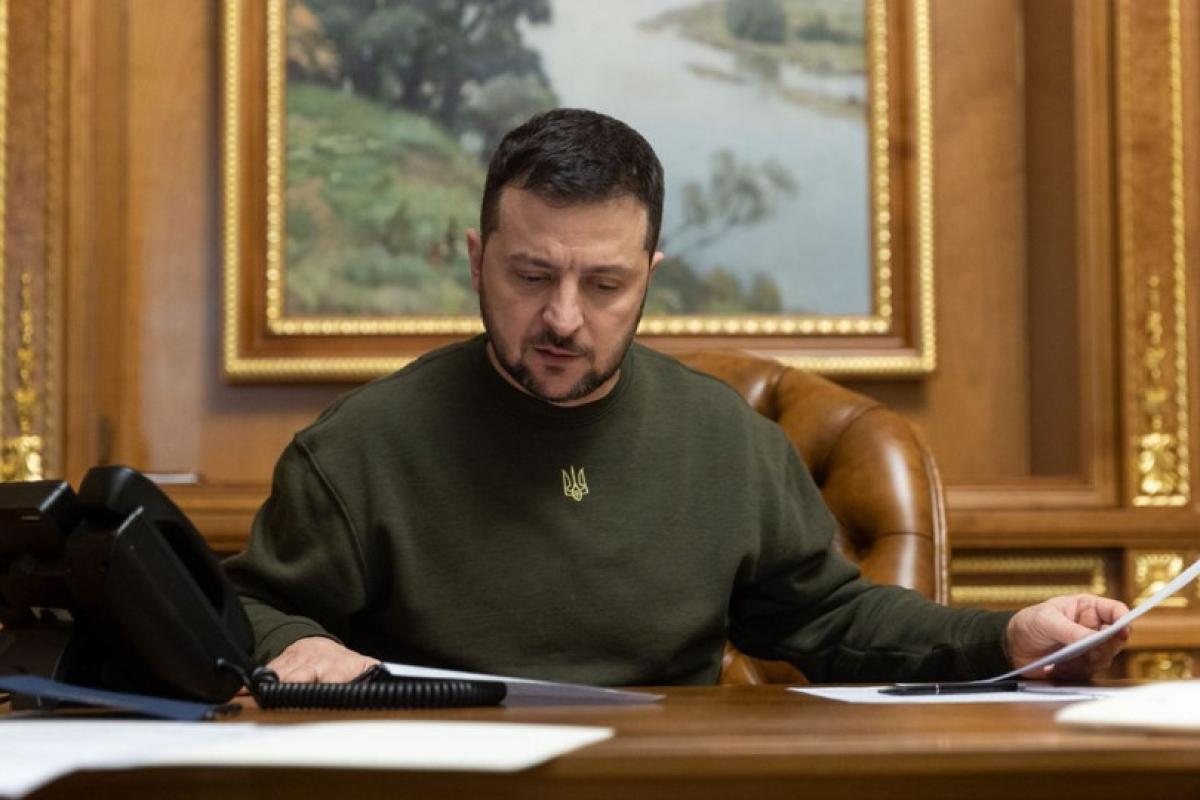 В Украине больше не будет поселков городского типа: Зеленский подписал закон В Украине больше не будет поселков городского типа: Зеленский подписал закон
