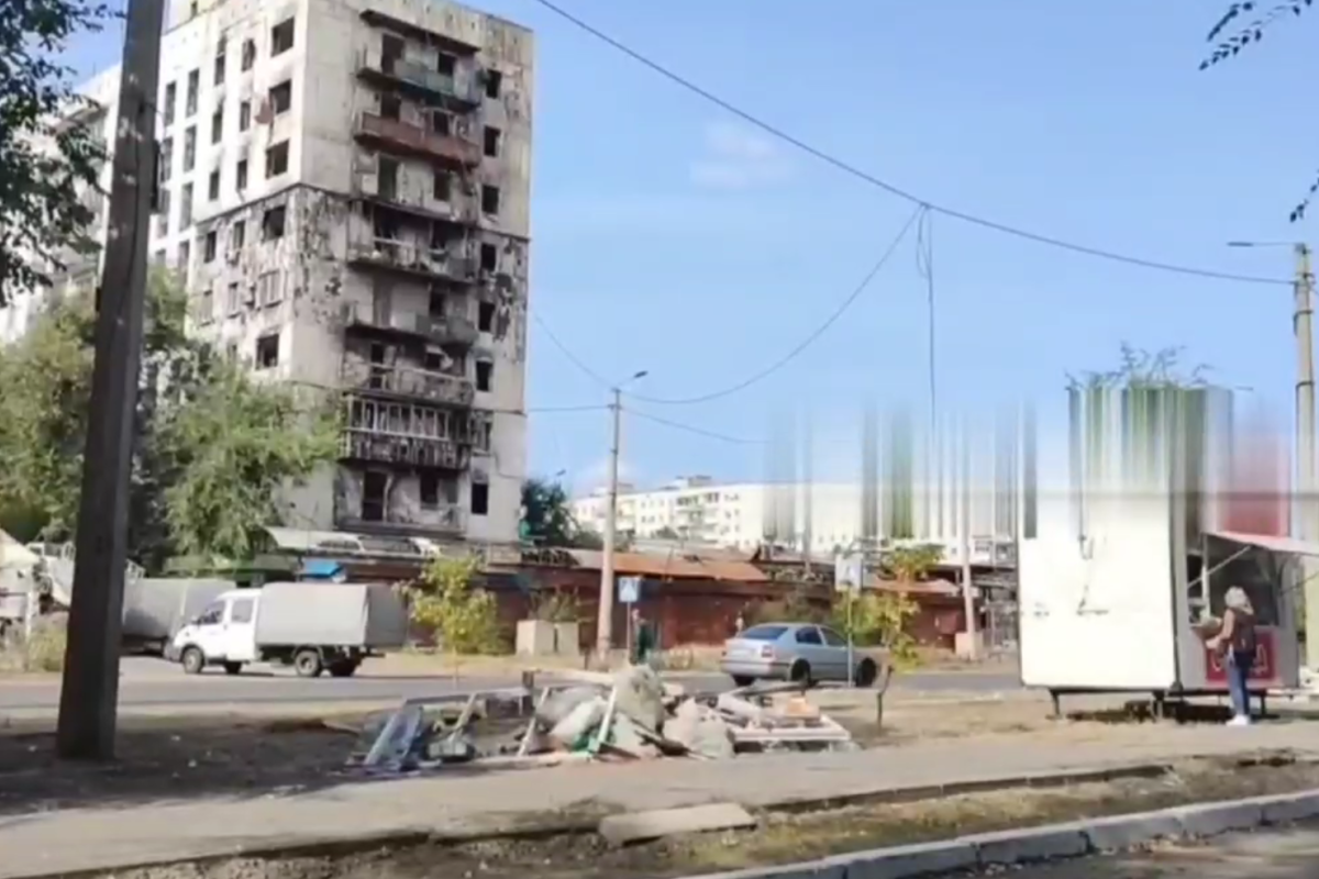 "Ждут, когда сам завалится?": В сети показали руины "хитрого рынка" в Северодонецке - видео "Ждут, когда сам завалится?": В сети показали руины "хитрого рынка" в Северодонецке - видео