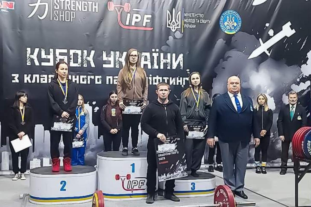 Пауерліфтерка з Луганщини перемогла у кубку України, - ОВА Пауерліфтерка з Луганщини перемогла у кубку України, - ОВА