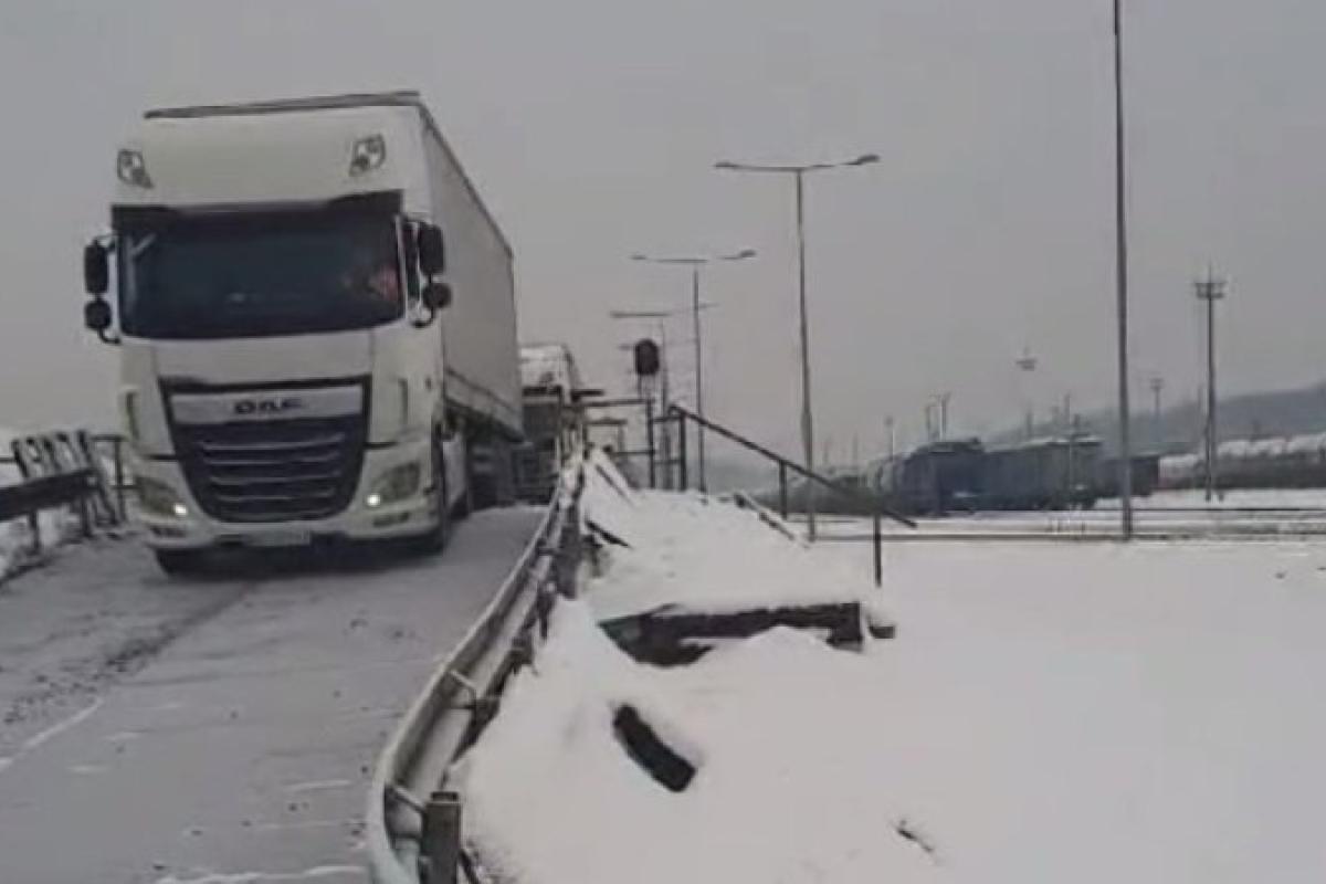 Блокада прорвана? Первая партия фур из Украины прибыла в Польшу - видео Блокада прорвана? Первая партия фур из Украины прибыла в Польшу - видео