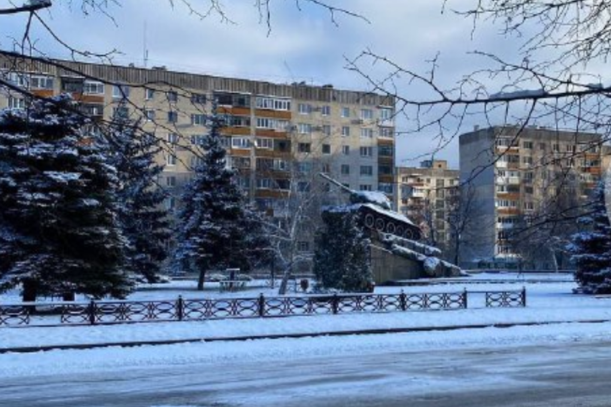 "Міст мрії" та новорічні ранки "по-російськи": обстановка в Лисичанську від окупантів "Міст мрії" та новорічні ранки "по-російськи": обстановка в Лисичанську від окупантів