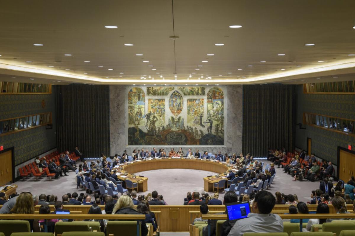 "Встаньте перед дзеркалом": Представник України в ООН підказав росіянам, де шукати винних в обстрілі окупованого Лисичанська "Встаньте перед дзеркалом": Представник України в ООН підказав росіянам, де шукати винних в обстрілі окупованого Лисичанська
