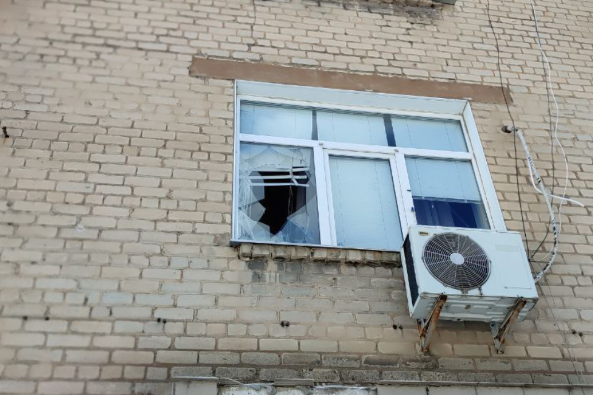 У Новодружеську на Луганщині пролунали вибухи: окупанти показали фото руйнувань У Новодружеську на Луганщині пролунали вибухи: окупанти показали фото руйнувань