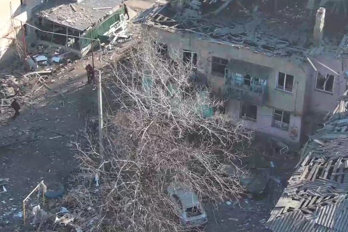 За одну ночь разрушили полсотни домов: в ОВА показали последствия массированной российской ракетной атаки на Селидово