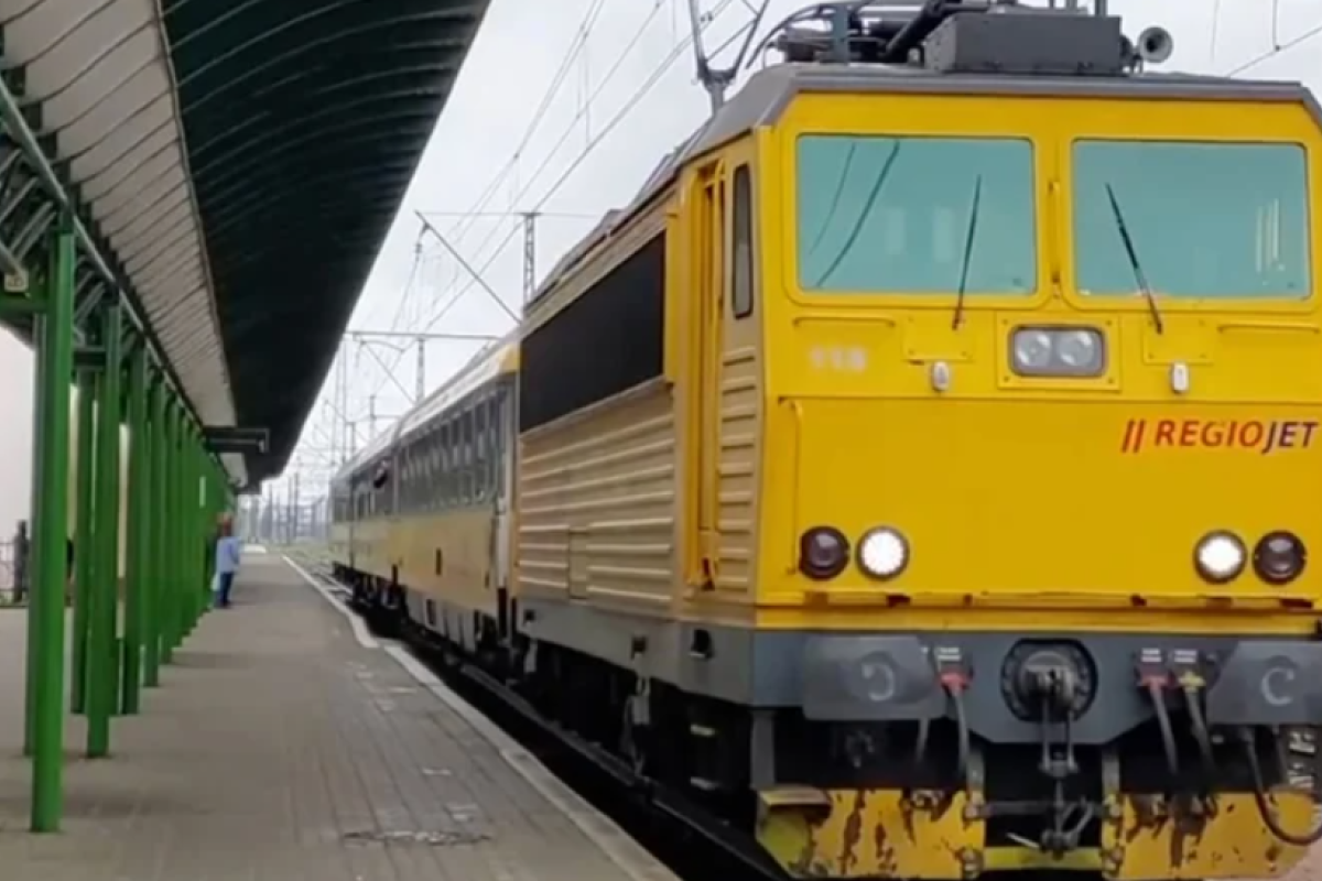 Нові можливості для українців: З Чехії в Україну прибув перший прямий поїзд - відео Нові можливості для українців: З Чехії в Україну прибув перший прямий поїзд - відео