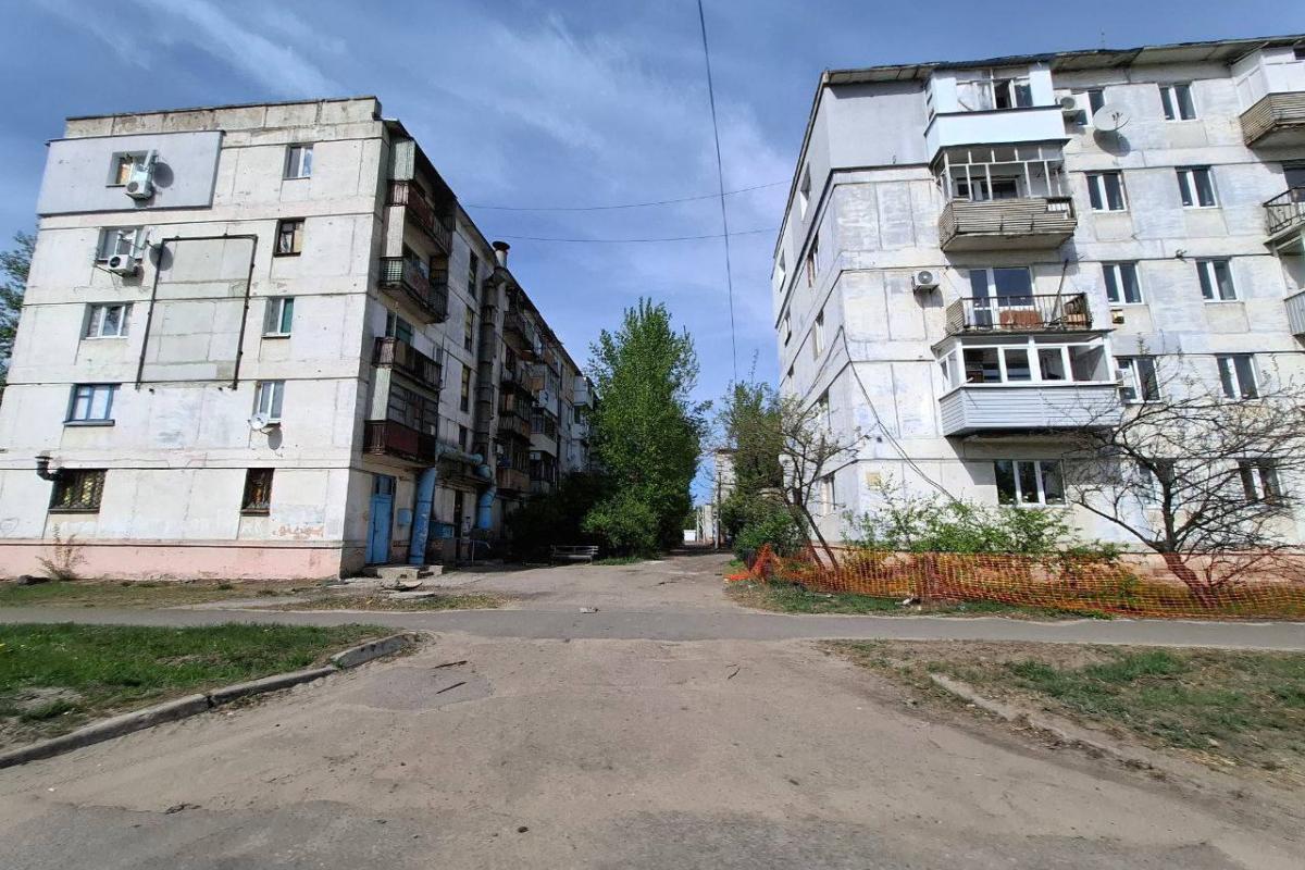 "Лікарів немає, а народжувати відправляють у Старобільськ чи Луганськ": Жителька Рубіжного про ситуацію з медициною в місті - відео "Лікарів немає, а народжувати відправляють у Старобільськ чи Луганськ": Жителька Рубіжного про ситуацію з медициною в місті - відео