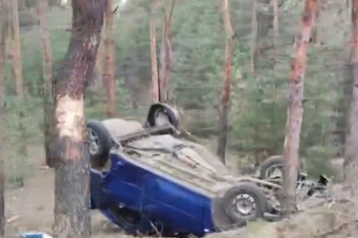 На виїзді з Сєвєродонецька сталася ДТП: у мережі показали відео з місця події На виїзді з Сєвєродонецька сталася ДТП: у мережі показали відео з місця події