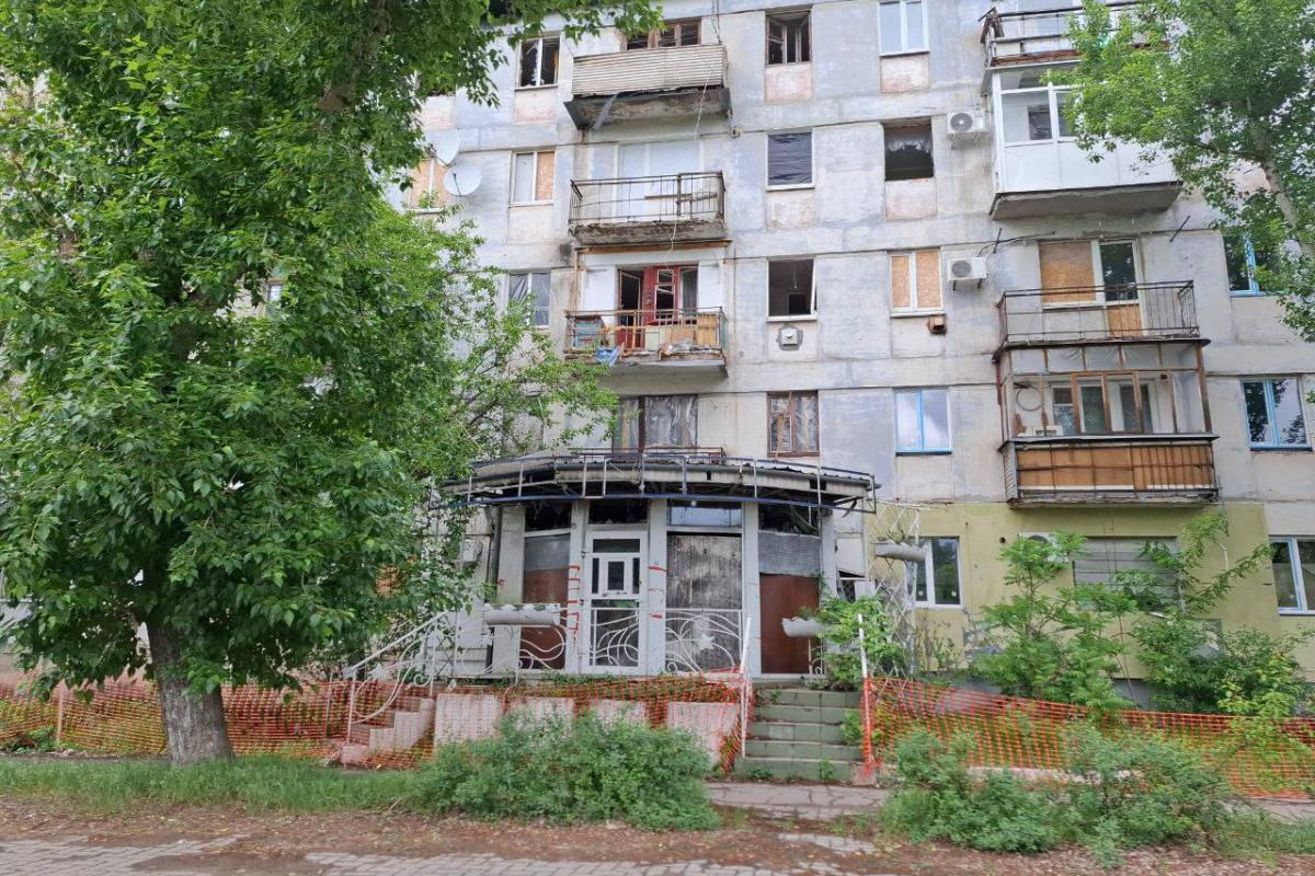 Окупанти повідомили про "прильоти" у Рубіжному та показали на фото наслідки