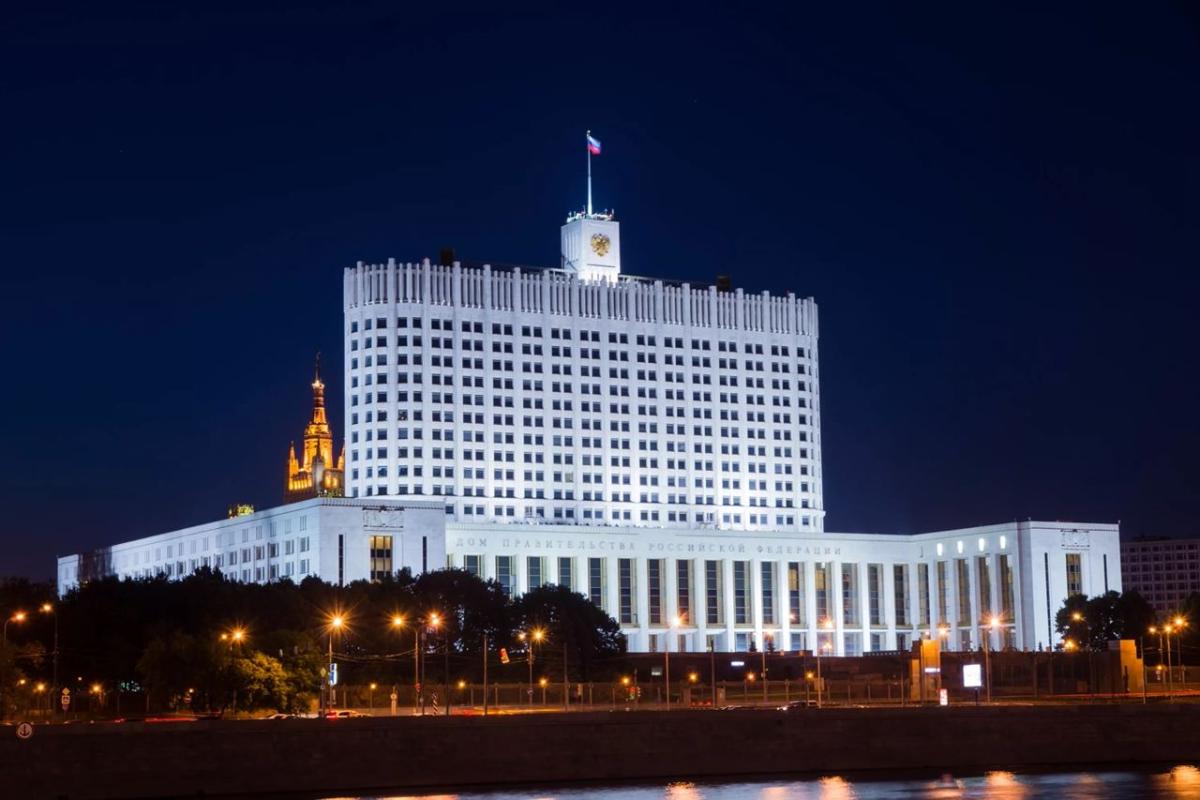 Правительство России подало в отставку после инаугурации Путина Правительство России подало в отставку после инаугурации Путина