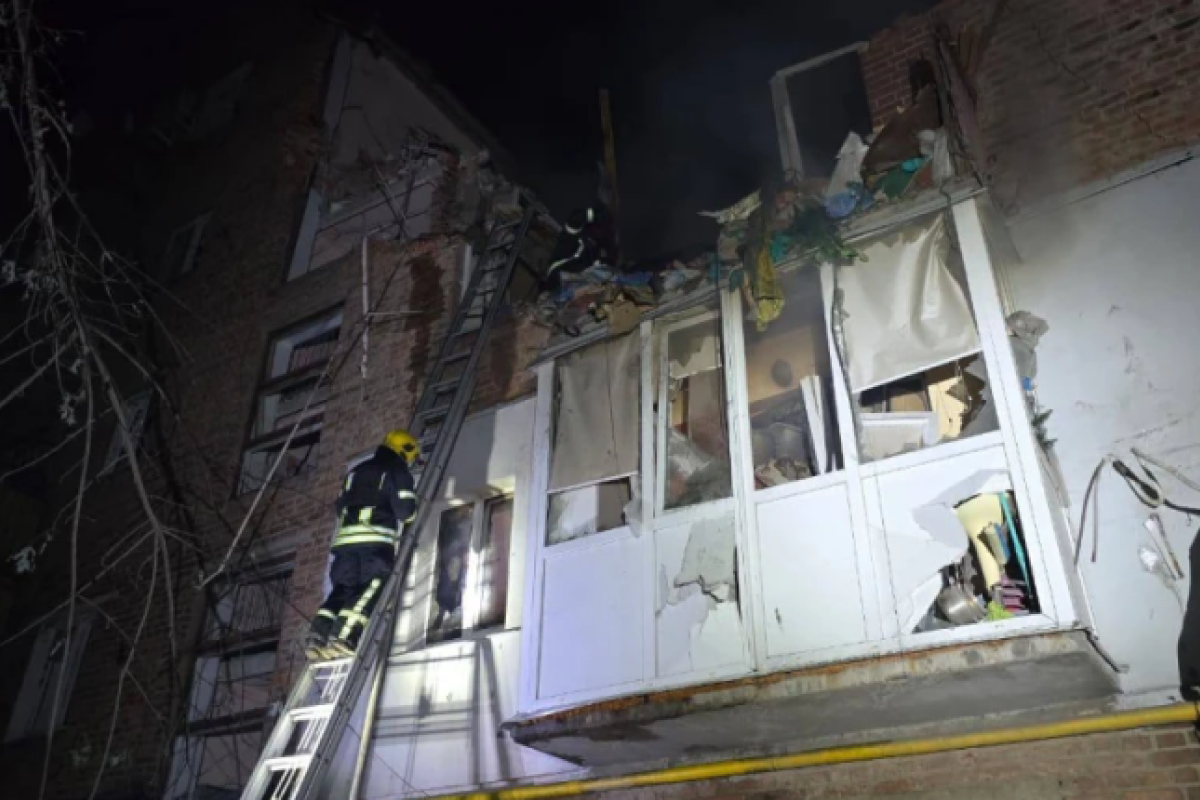 Двойной удар по жилому дому в Харькове: количество жертв возросло до восьми