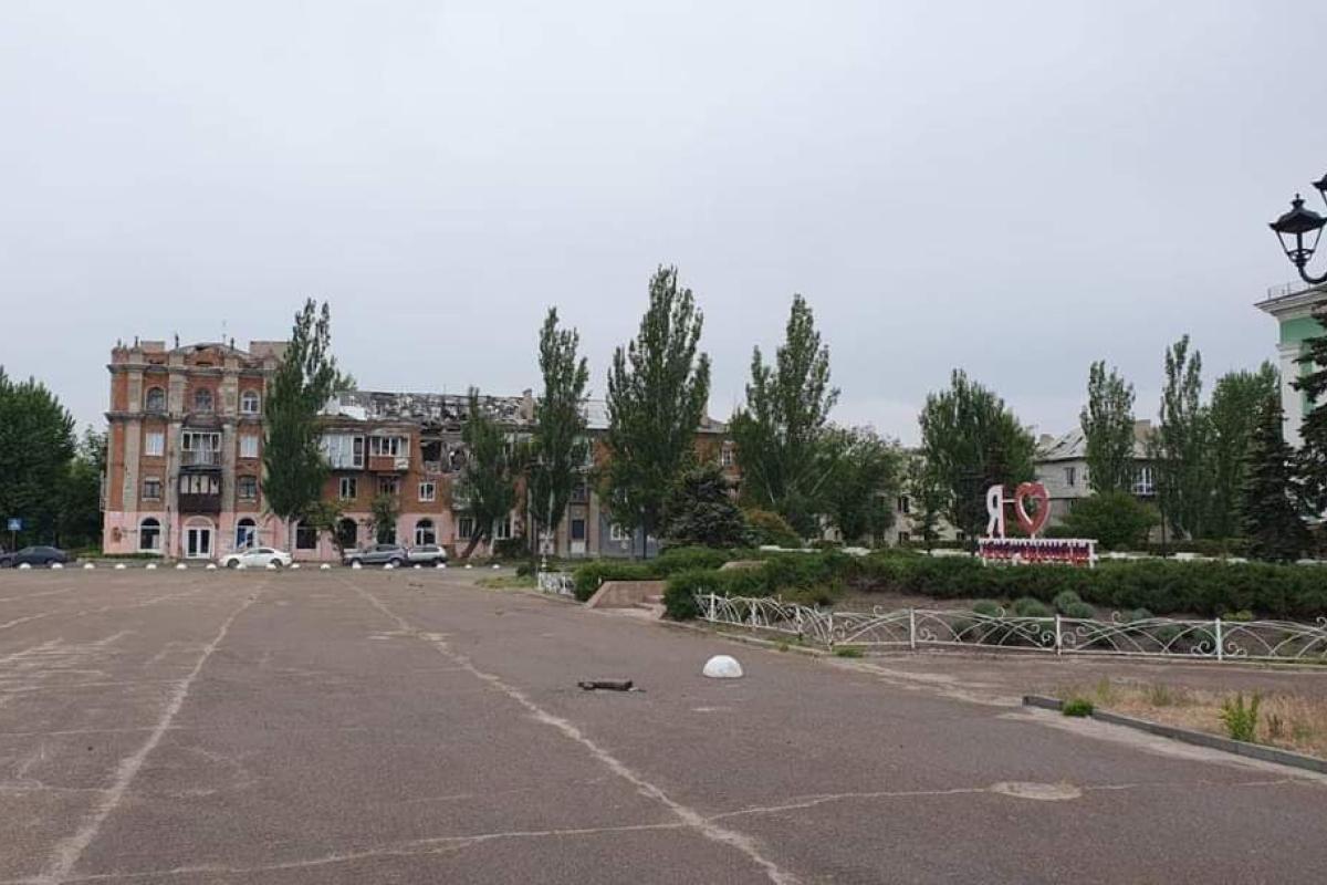 Відновлення чи захоплення?: У Сєвєродонецьку російські підрядники займають порожні квартири на свій смак Відновлення чи захоплення?: У Сєвєродонецьку російські підрядники займають порожні квартири на свій смак
