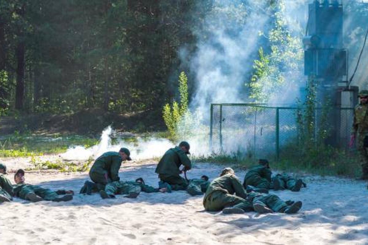 Привлекают подростков к военной подготовке и проводят соревнования дронов: Лысогор о ситуации на оккупированной Луганщине Привлекают подростков к военной подготовке и проводят соревнования дронов: Лысогор о ситуации на оккупированной Луганщине