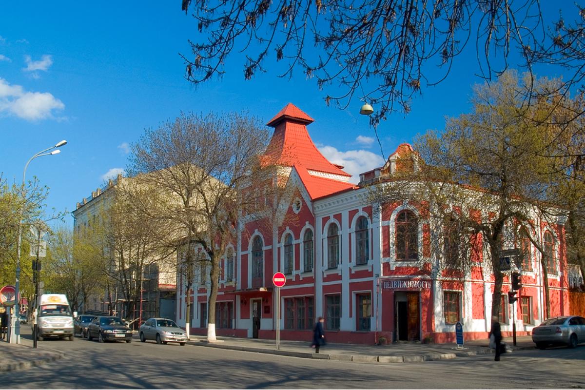 Тиждень свят у Луганську: мешканці незадоволені розтратами на тлі комунальних проблем Тиждень свят у Луганську: мешканці незадоволені розтратами на тлі комунальних проблем
