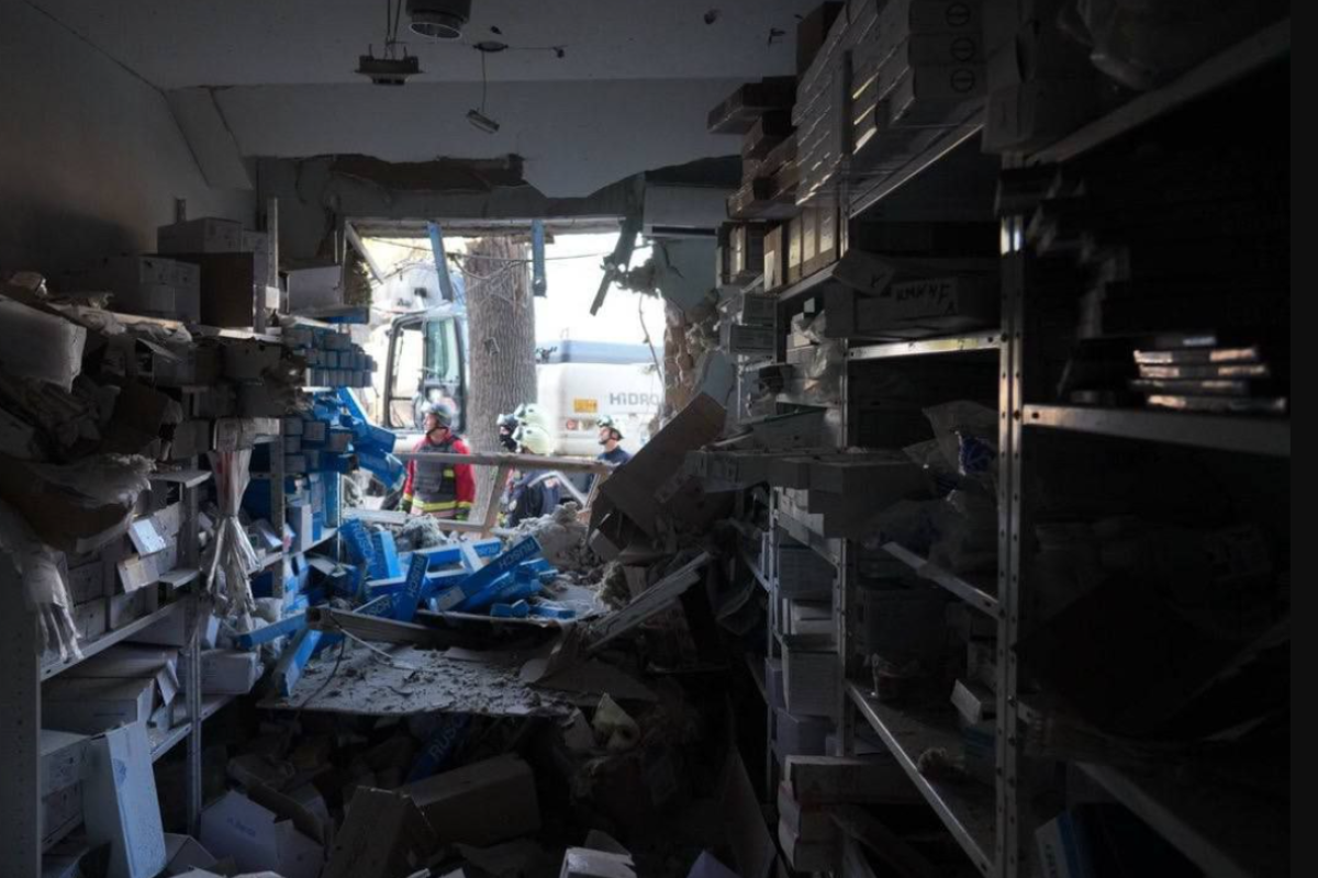 Число пострадавших в Запорожье после обстрела возросло: в сети показали фото последствий Число пострадавших в Запорожье после обстрела возросло: в сети показали фото последствий