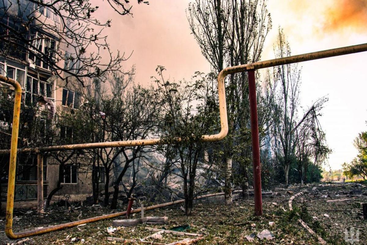 Торецк в огне: в сети показали, как выглядит прифронтовой город Торецк в огне: в сети показали, как выглядит прифронтовой город