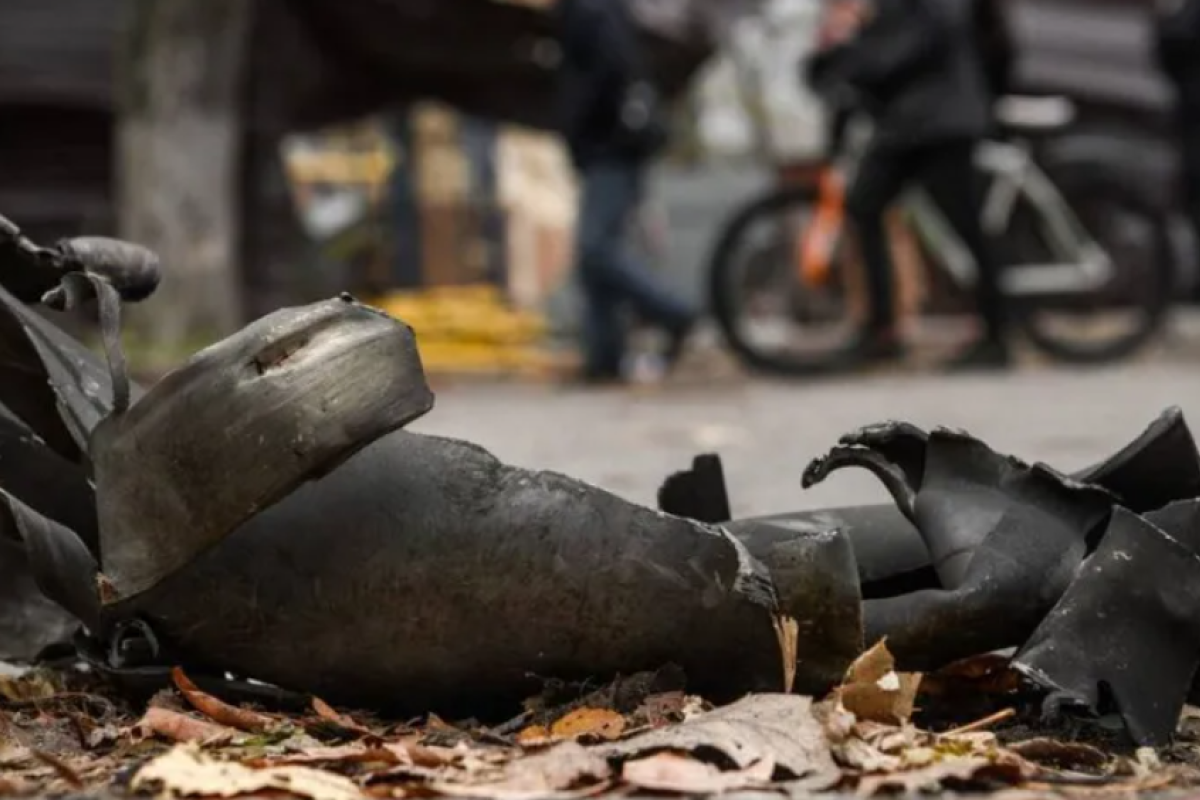Окупанти атакували ринок у центрі Херсона: є загиблі та постраждалі Окупанти атакували ринок у центрі Херсона: є загиблі та постраждалі