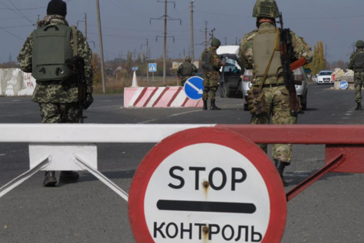 "Просто знущання": жителі Лисичанська стикаються із "замкненим колом" пропускної системи "Просто знущання": жителі Лисичанська стикаються із "замкненим колом" пропускної системи