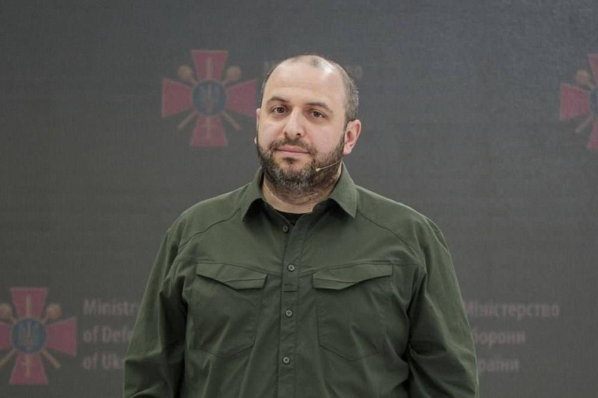 Умєров анонсував реформу мобілізації: відходимо від "бусифікації" і даємо людям вибір Умєров анонсував реформу мобілізації: відходимо від "бусифікації" і даємо людям вибір