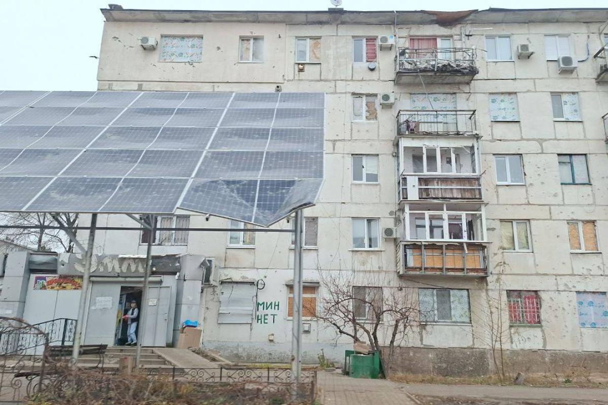 Снег, разрушенные дома и новые военторги: обстановка в оккупированном Рубежном от очевидцев Снег, разрушенные дома и новые военторги: обстановка в оккупированном Рубежном от очевидцев