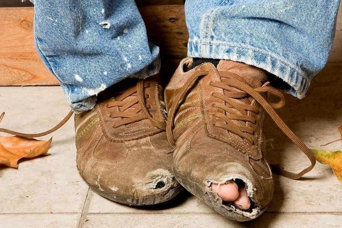 За чертой бедности: в Кабмине хотят повысить выплаты тем, кто нуждается в помощи государства За чертой бедности: в Кабмине хотят повысить выплаты тем, кто нуждается в помощи государства