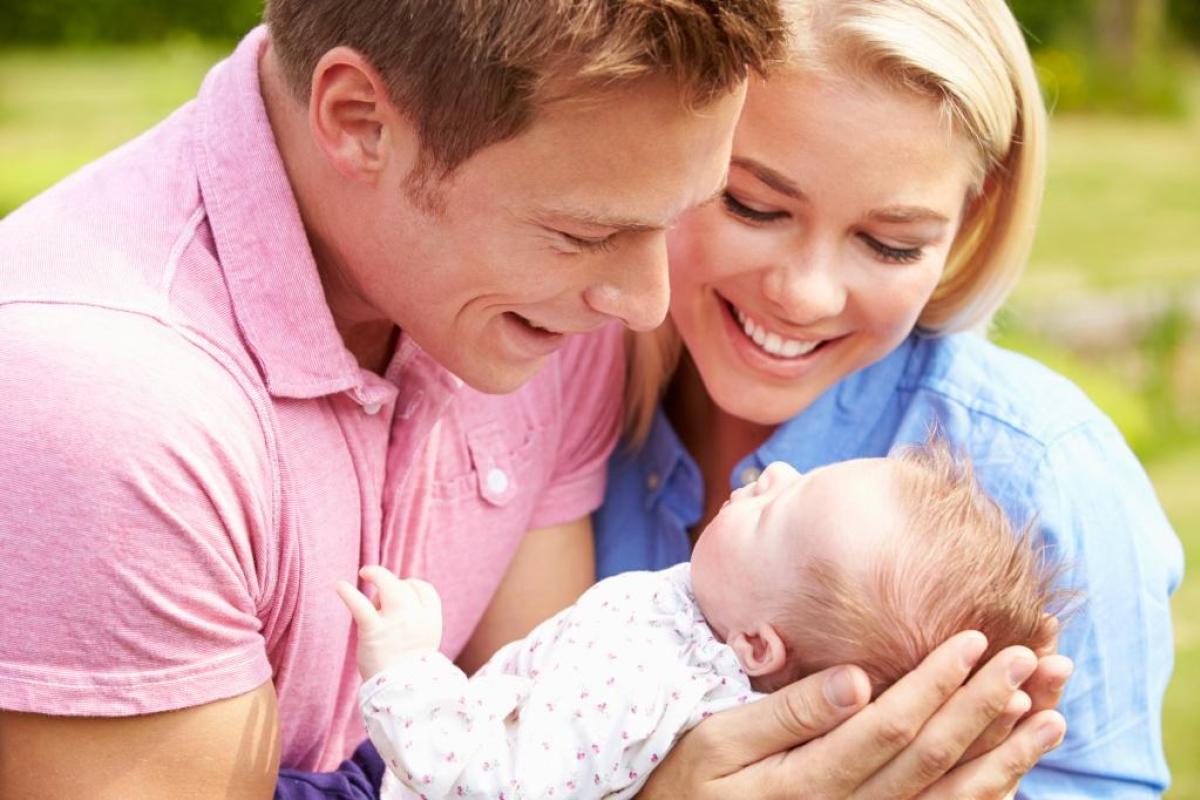Социальные выплаты молодым родителям: за что и на какую сумму увеличат Социальные выплаты молодым родителям: за что и на какую сумму увеличат