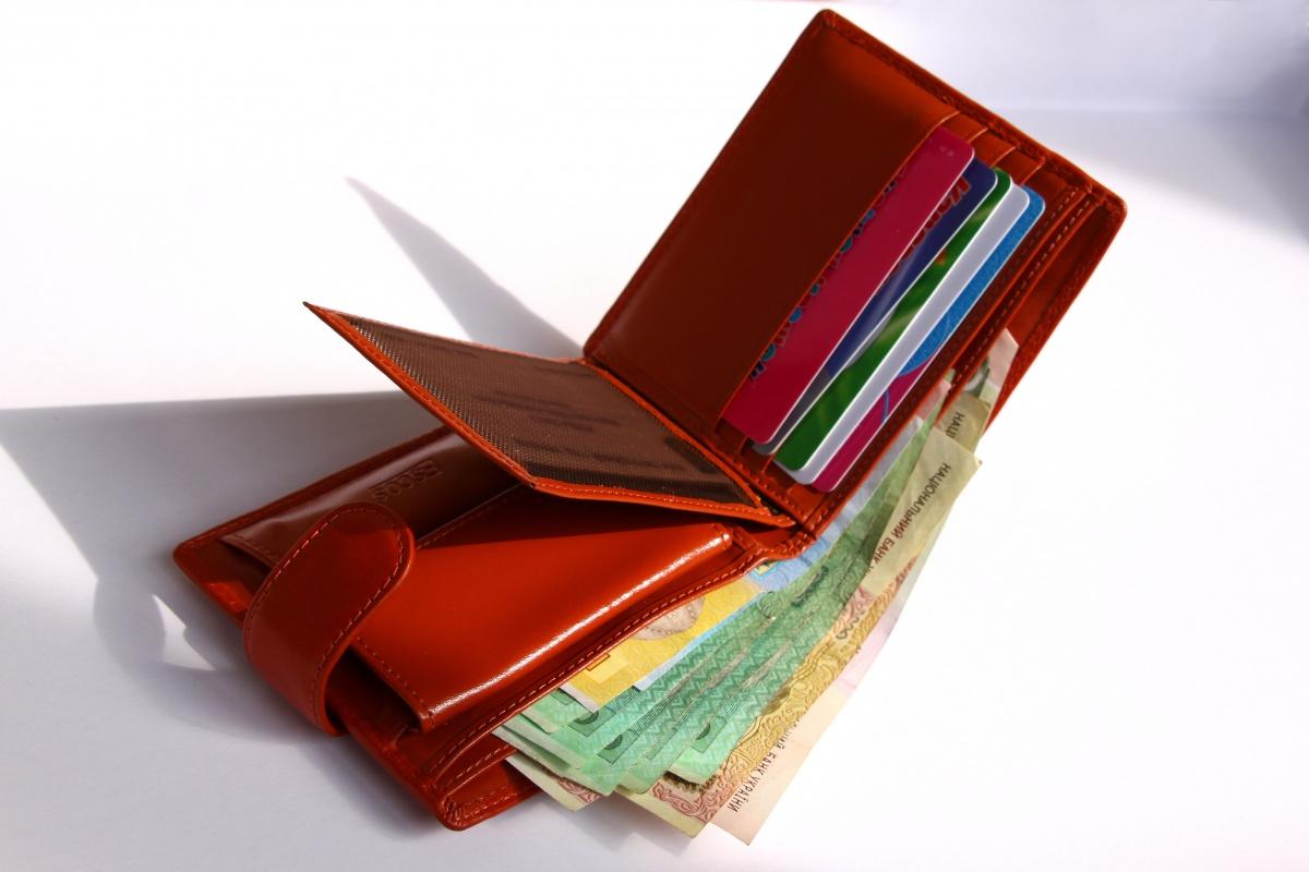 ПФУ повысил показатель средней зарплаты для вычисления пенсий ПФУ повысил показатель средней зарплаты для вычисления пенсий